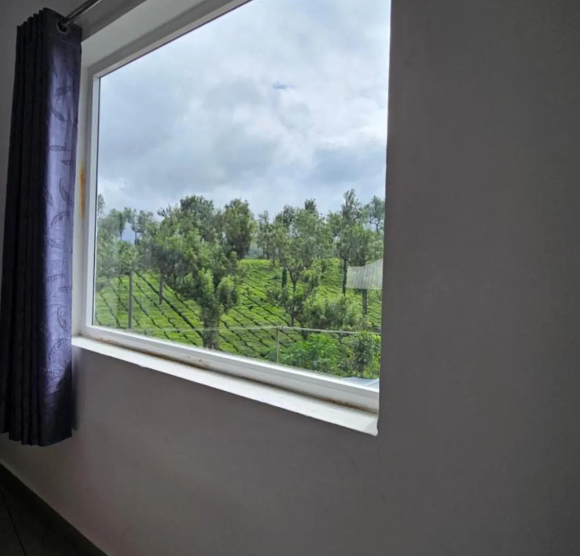 Holiday.Inn Pooppara 0*,  India