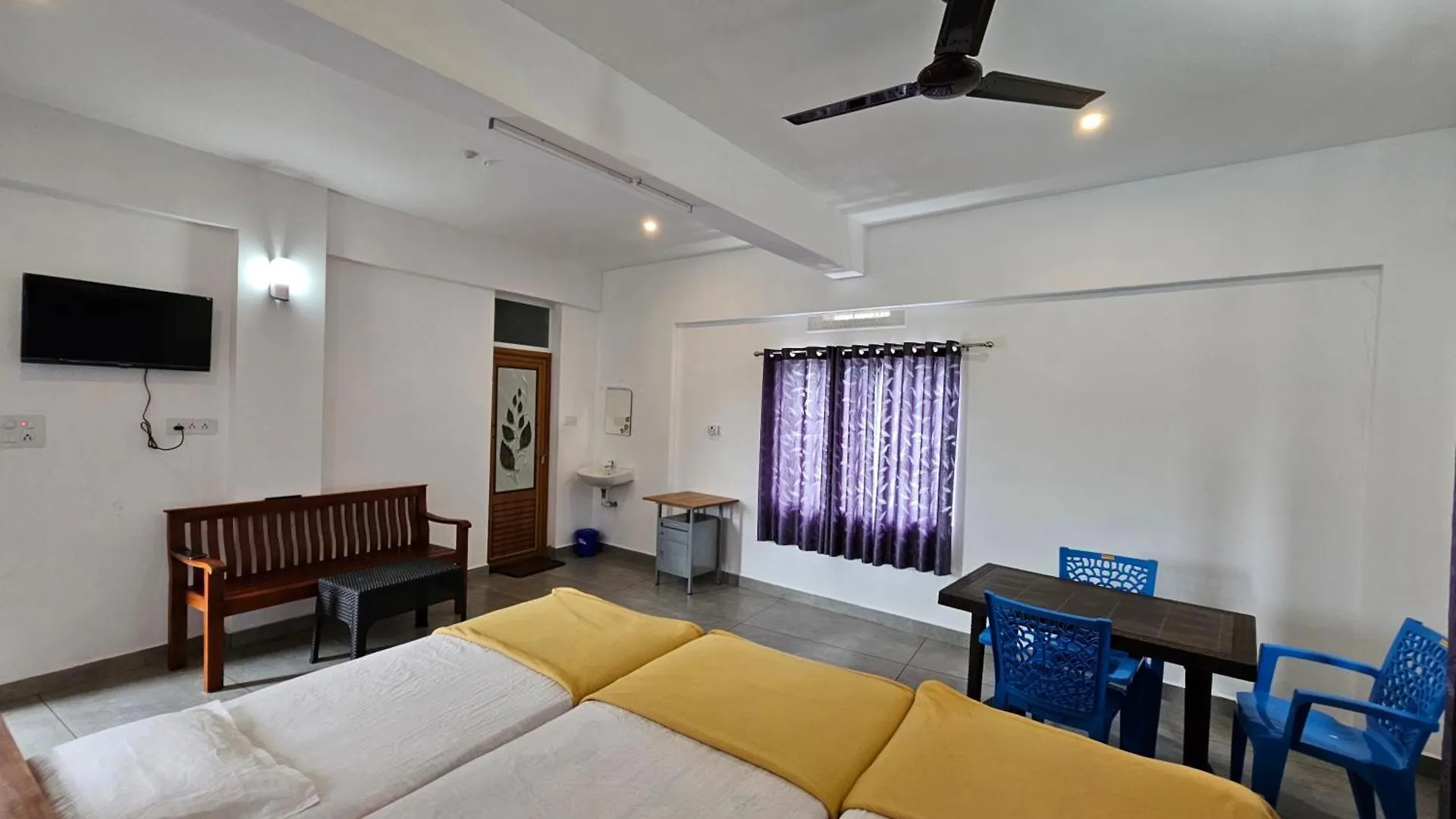 Homestay Holiday.Inn Pooppara